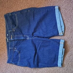 Old Navy Mid-Rise Wow Shorts